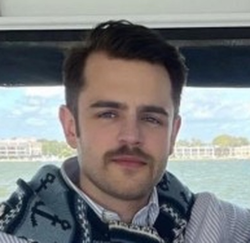 Headshot of Robert Justin Monzingo
